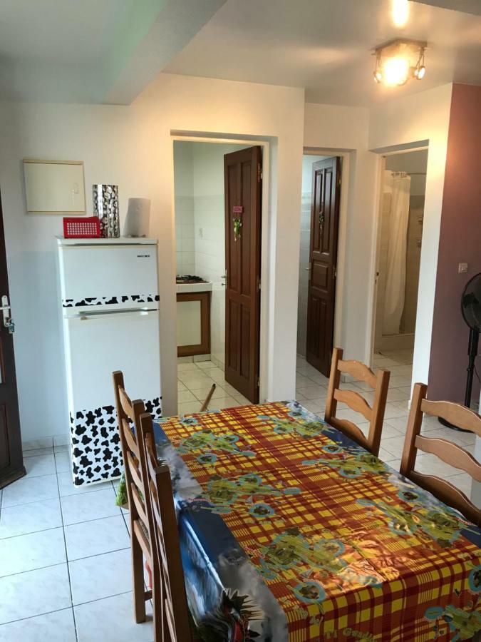 Apartament Le Repaire Des Caraibes Trois-Rivières Zewnętrze zdjęcie